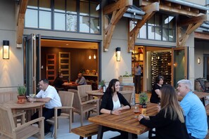 Bar (en la propiedad)