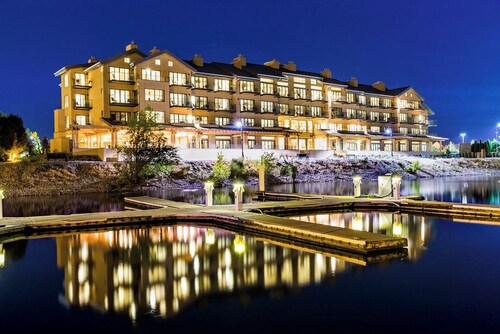 The Lodge at Columbia Point