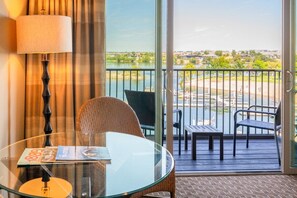 Quang cảnh ban công