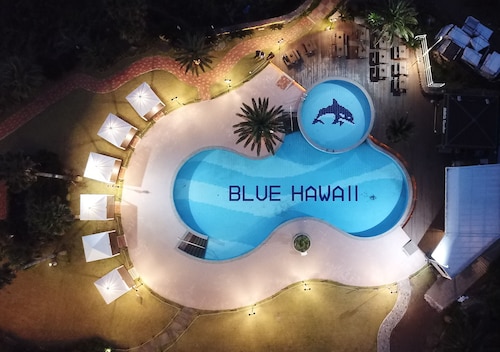 Blue Hawaii Hotel