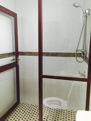 淋浴設備、毛巾