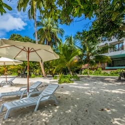 Accommodatie ligt op het strand, duiken