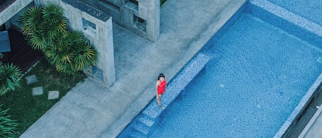 Kolam renang terbuka