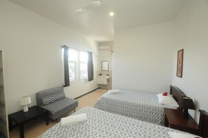 熨斗/熨板、免费 WiFi、床单