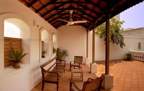 Interior detail - Hotel De L'Orient Pondicherry (Puducherry)
