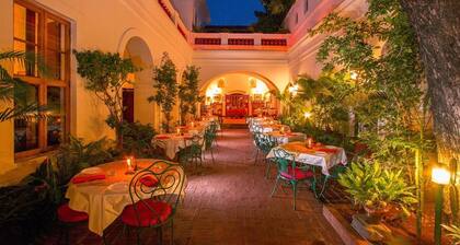 Hotel De L'Orient Pondicherry