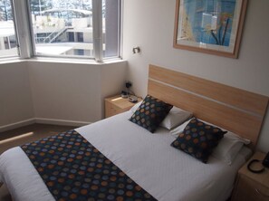 1 bedroom, in-room safe, iron/ironing board, free cribs/infant beds - Mariner Shores Resort (16378368) (16378368) (Miami)