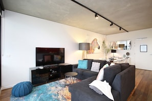 Executive Apartment, 2 Bedrooms, 2 Bathrooms, City View | Living area - StayCentral - NGV Arts Centre Retreat (Southbank)