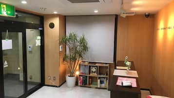 Business Single Room, 1 Bedroom | WiFi (free), bed sheets