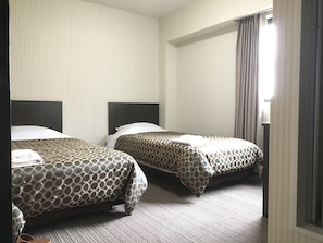 Free WiFi, bed sheets - Peace International hotel Ichinomiya (Ichinomiya)