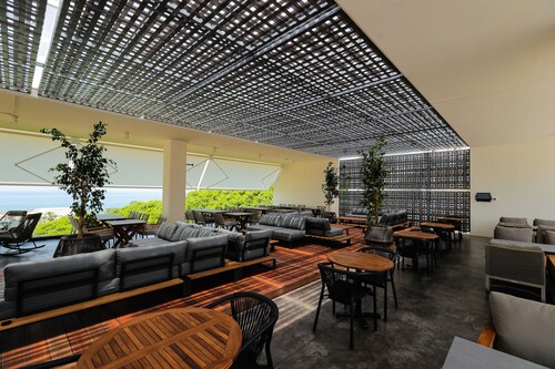 Whitelace Hotel Resort & Spa