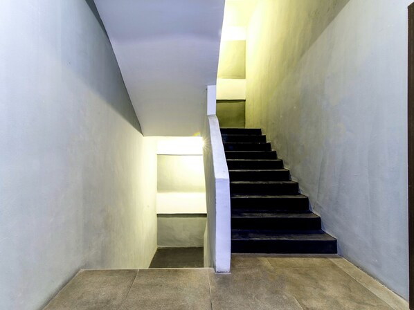 Staircase - Super OYO 251 Intime Hotel (Kuala Lumpur)