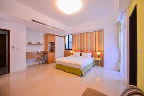Deluxe Double Room, Balcony | Premium bedding, memory foam beds, individually decorated - Anping Guesthouse (Tainan)