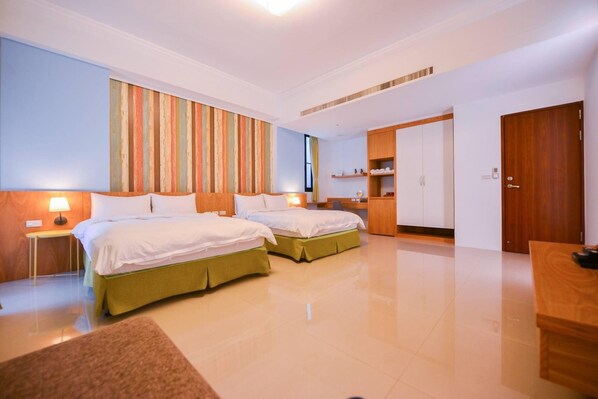 Quadruple Room, Balcony | Premium bedding, memory foam beds, individually decorated - Anping Guesthouse (Tainan)