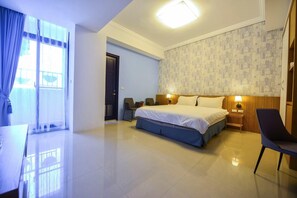 Deluxe Double Room, Balcony | Premium bedding, memory foam beds, individually decorated - Anping Guesthouse (Tainan)