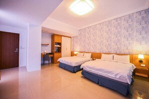 Quadruple Room, Balcony | Premium bedding, memory foam beds, individually decorated - Anping Guesthouse (Tainan)