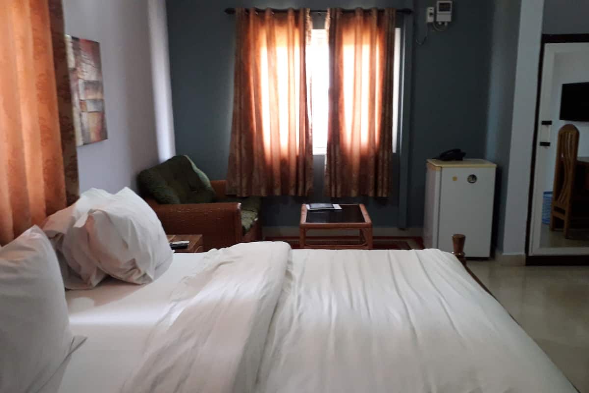 Ropa de cama de alta calidad, escritorio y camas plegables/adicionales