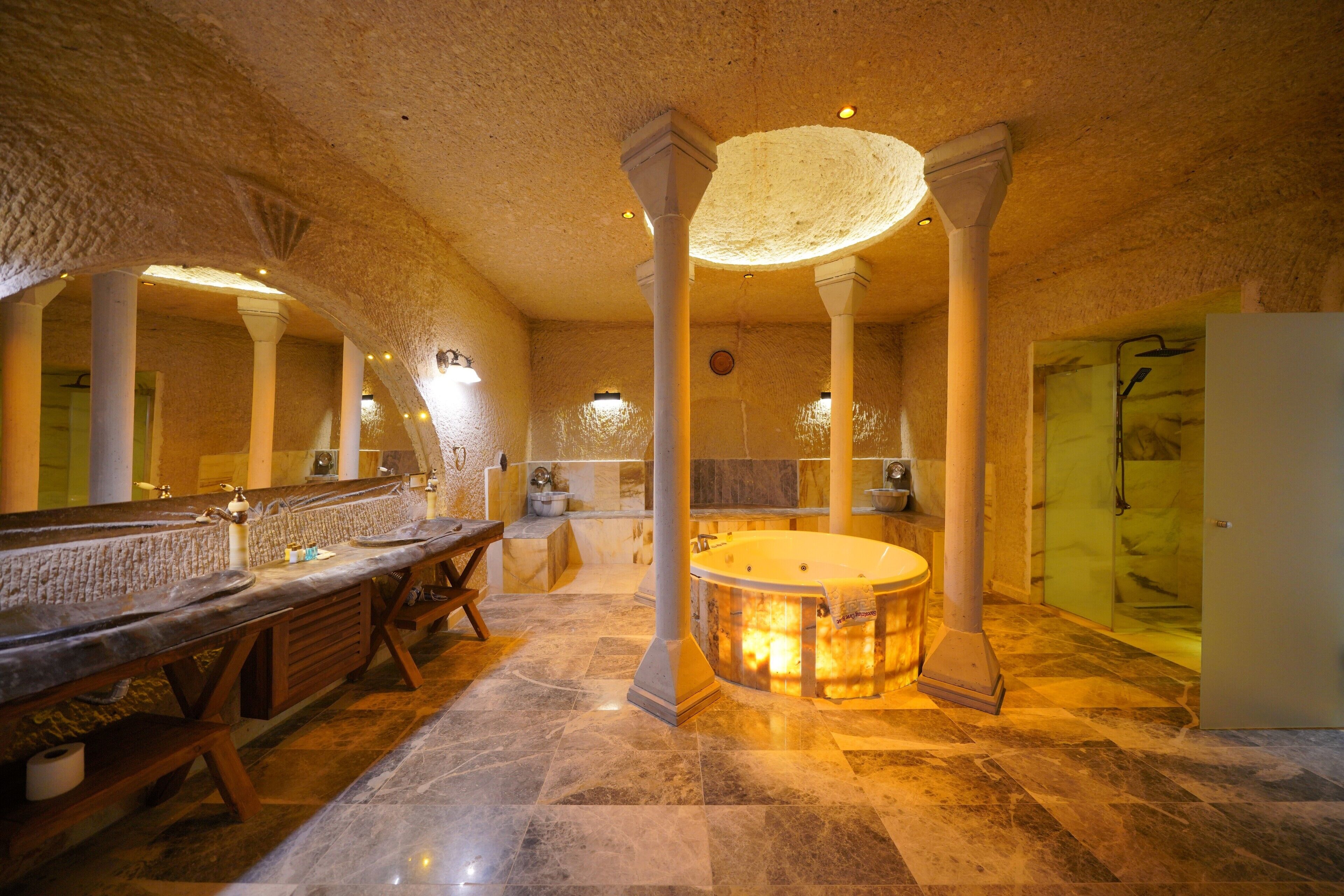 Foto - Shoestring Cave House