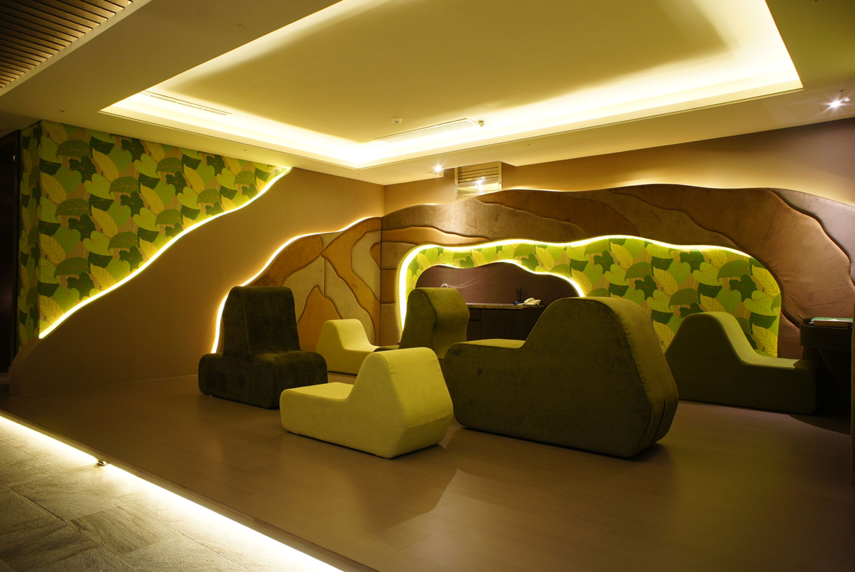 flagship suite check in time starts from 6pm | minibar, desk, iron/ironing board, free wifi