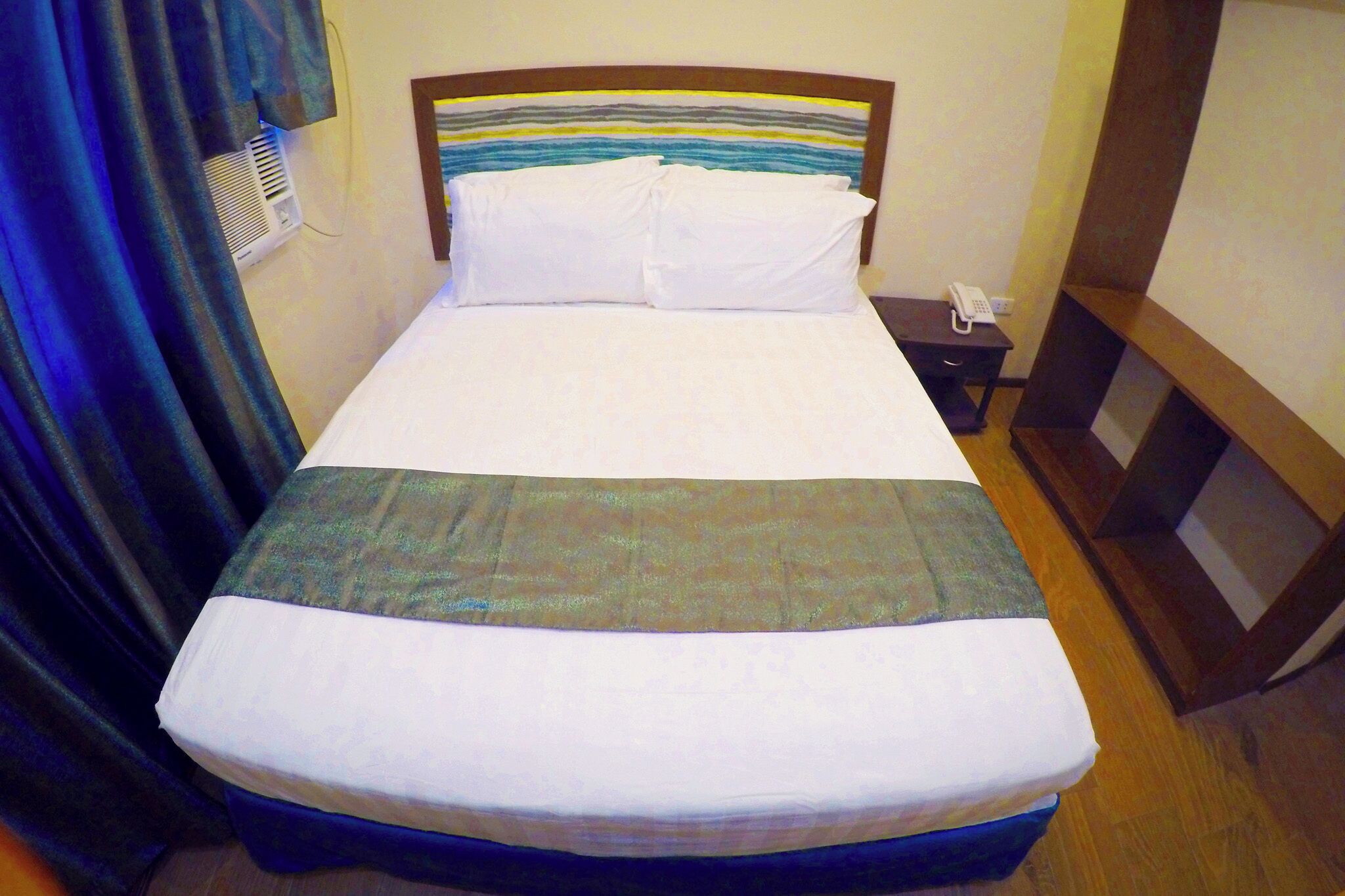 Photo - Golden Gate Suites