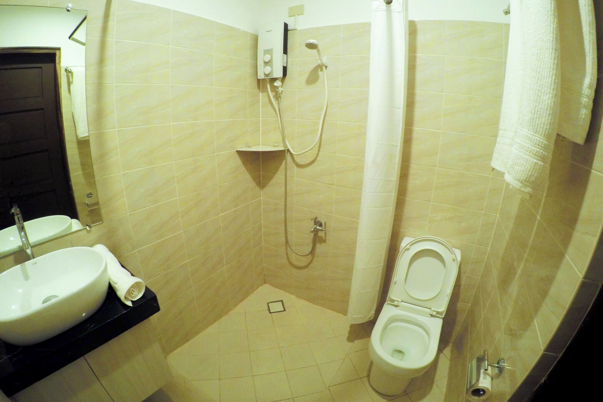 Photo - Golden Gate Suites