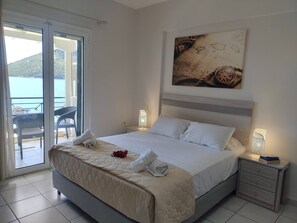 Estudio, balcón, vistas al mar | Cortinas opacas y sistema de insonorización