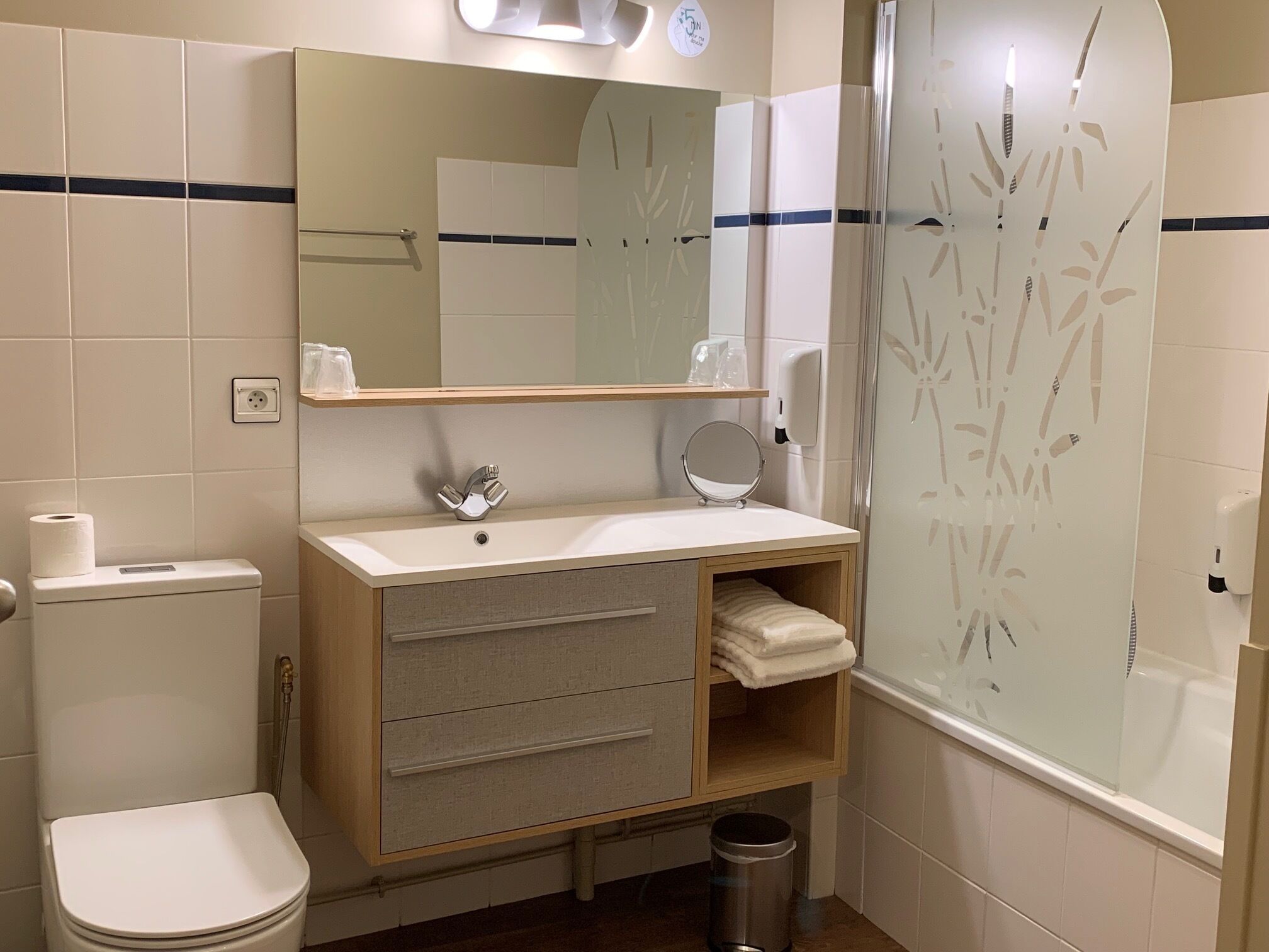 premium double room | bathroom | bathtub, deep-soaking bathtub, free toiletries, hair dryer