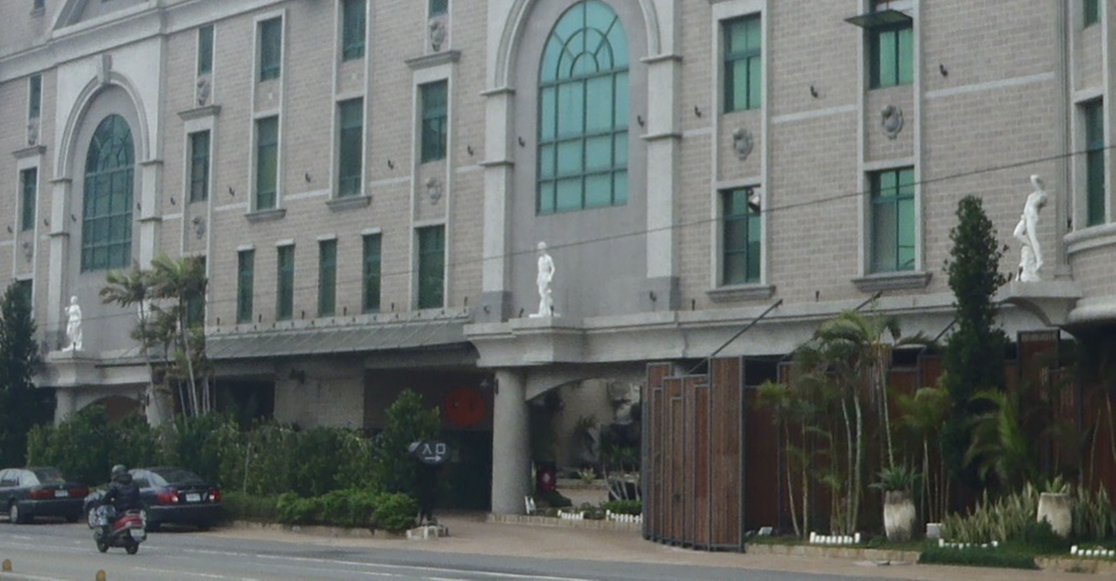 daily self-service breakfast for a fee