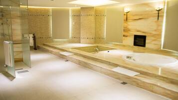 Presidential Suite (Check in time starts from 6pm) | Indoor spa tub