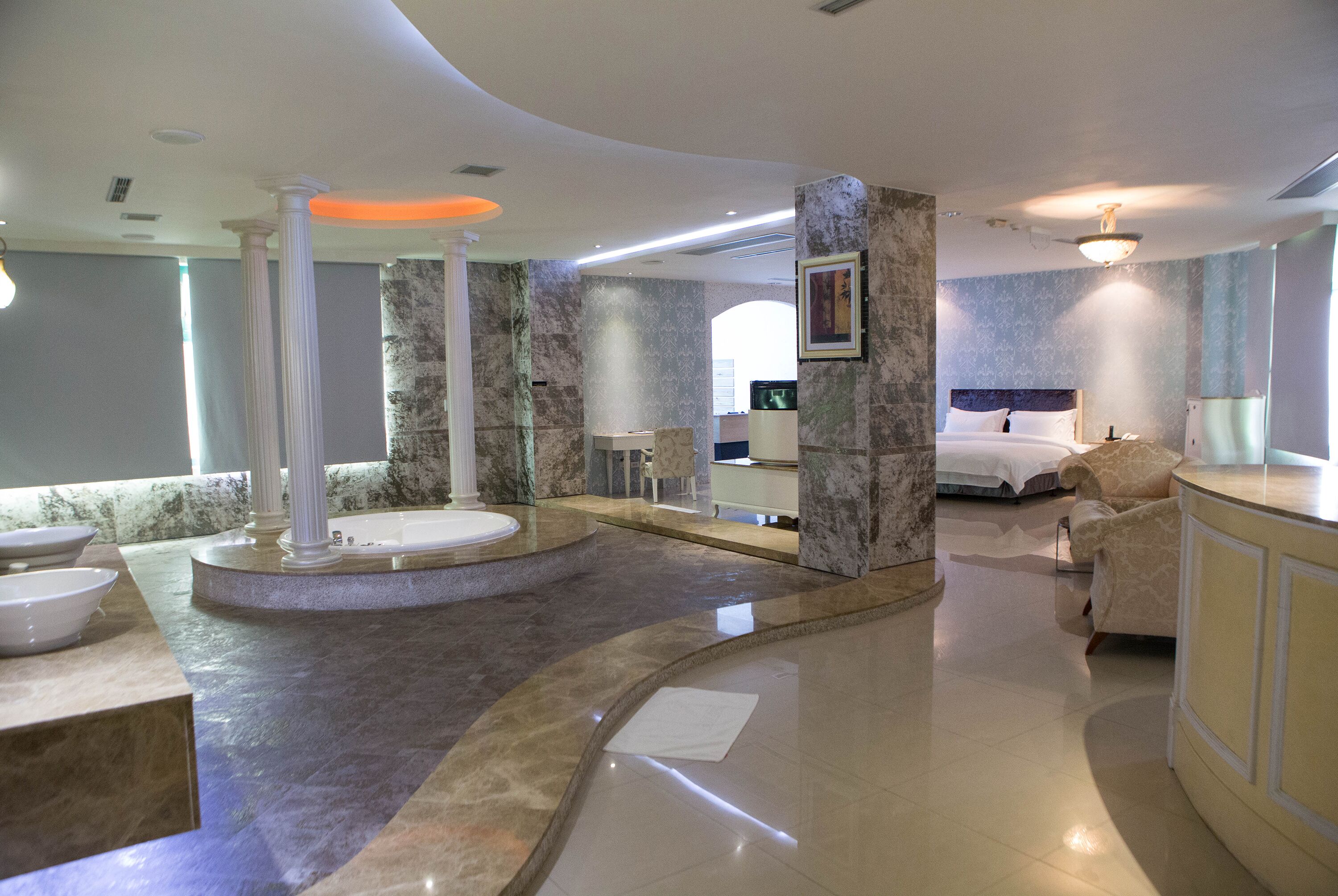 vip suite (check in time starts from 6pm) | private spa tub