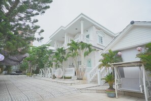Terrace/patio - Godiva Phu Quoc Hotel (Phu Quoc)