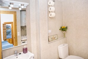 アパートメント 1 ベッドルーム ビーチビュー | バスルーム