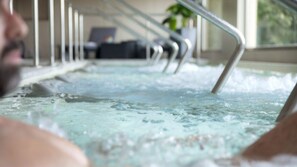 Body treatments, aromatherapy, hot stone massages, sports massages - Confluent Health Resort (Cofrentes)