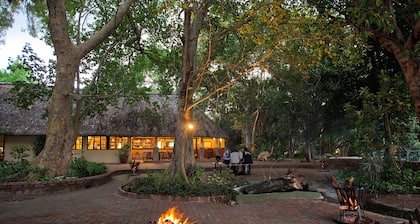 Island Safari Lodge