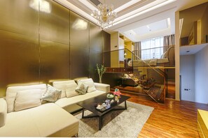 行政雙床房 | 客廳 | 平面電視