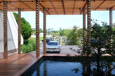 The Green Golf Residence Condominium