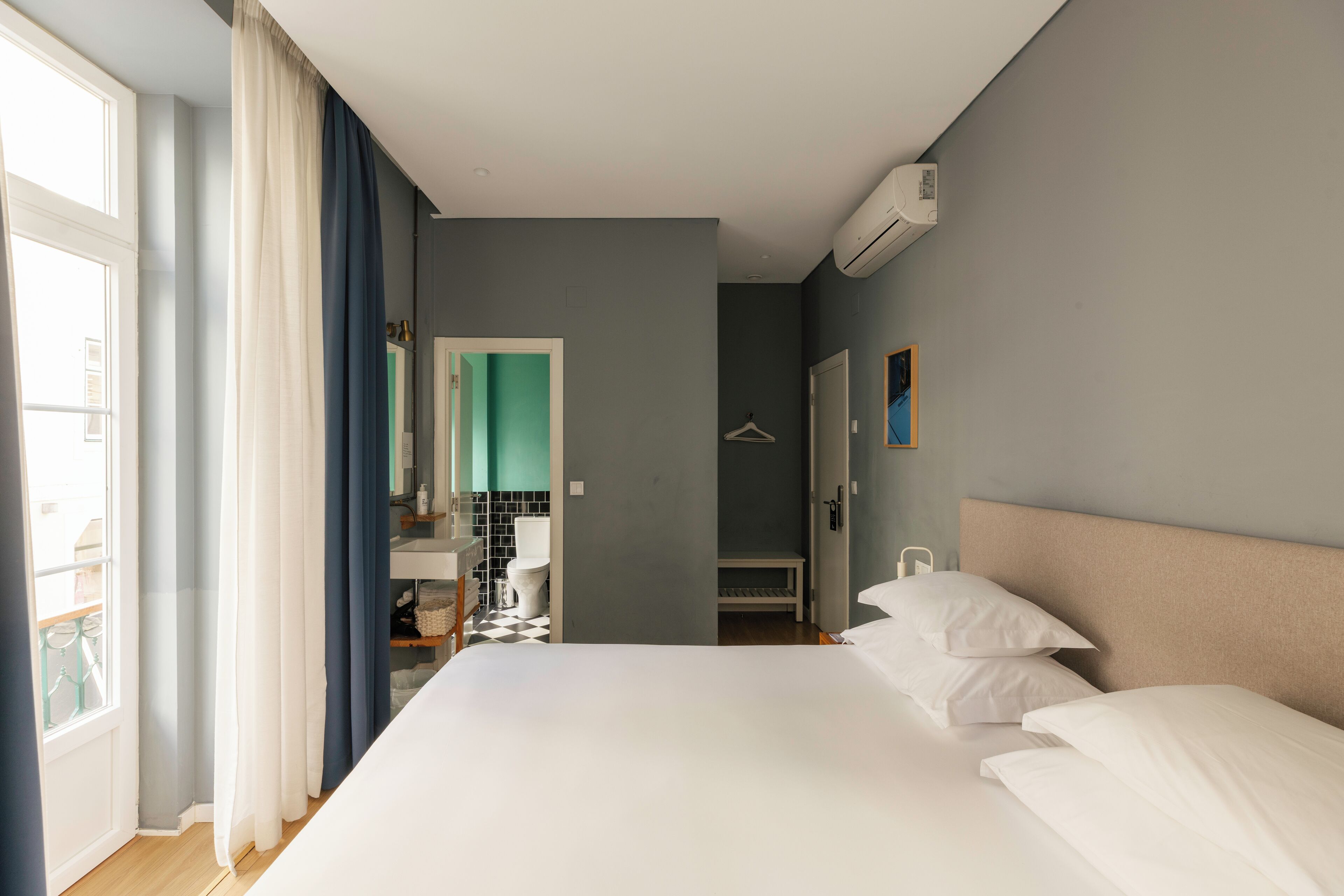 Premium Double or Twin Room, City View | In-room safe, blackout curtains, soundproofing, free WiFi