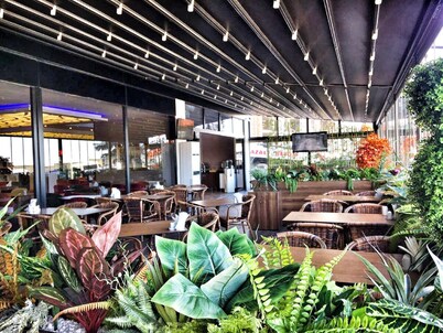 Royal Life Exclusive