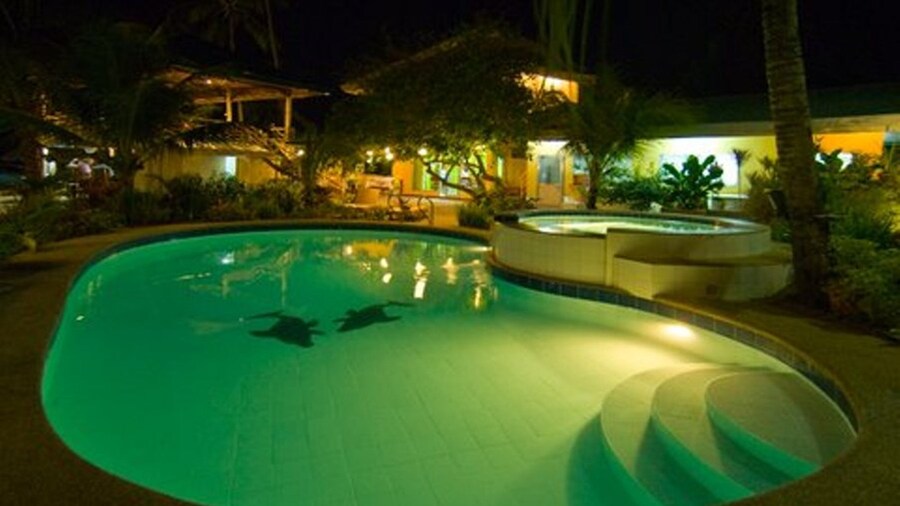 Lost Horizon Beach Dive Resort