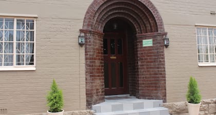 Miraton Guest Lodge