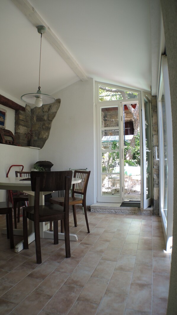 In-room dining