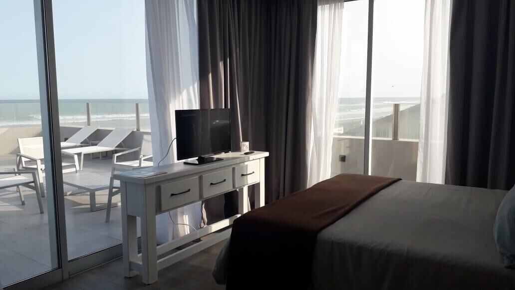 Minibar, coffres-forts dans les chambres, rideaux occultants