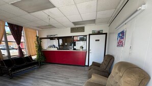 Lobby - Travel Inn Danville US-29 (Danville)