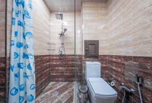 Shower, free toiletries, hair dryer, towels - All Stars Hotel (Baku)