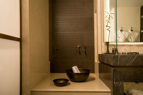 Fairmont Quasar Istanbul - Image 62