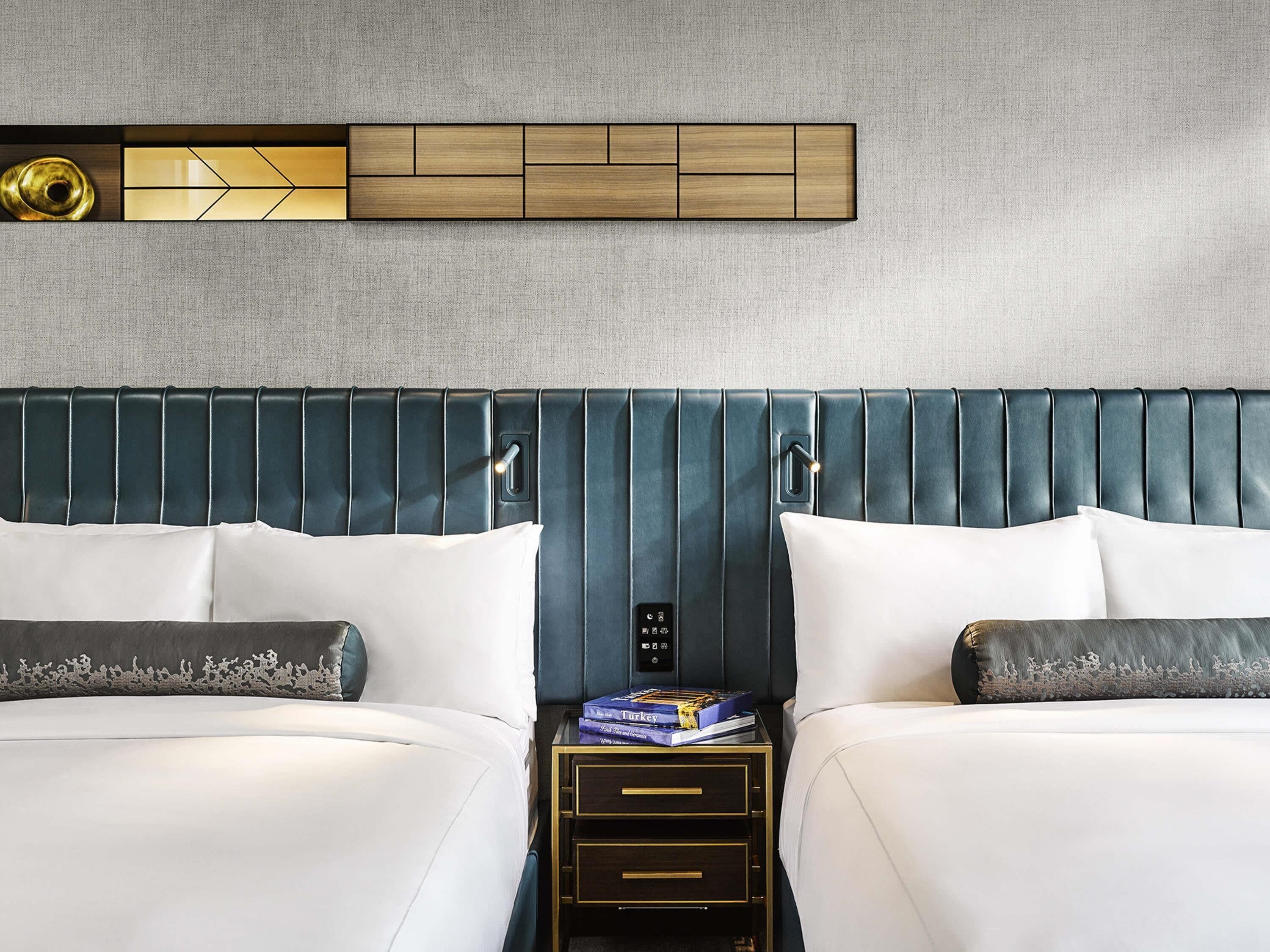 Literie de qualité supérieure, surmatelas, minibar