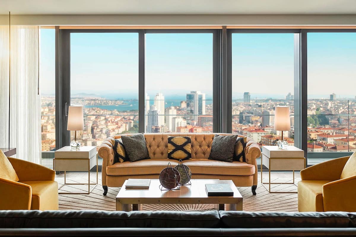 Fairmont, Suite | Premium bedding, pillowtop beds, minibar, in-room safe