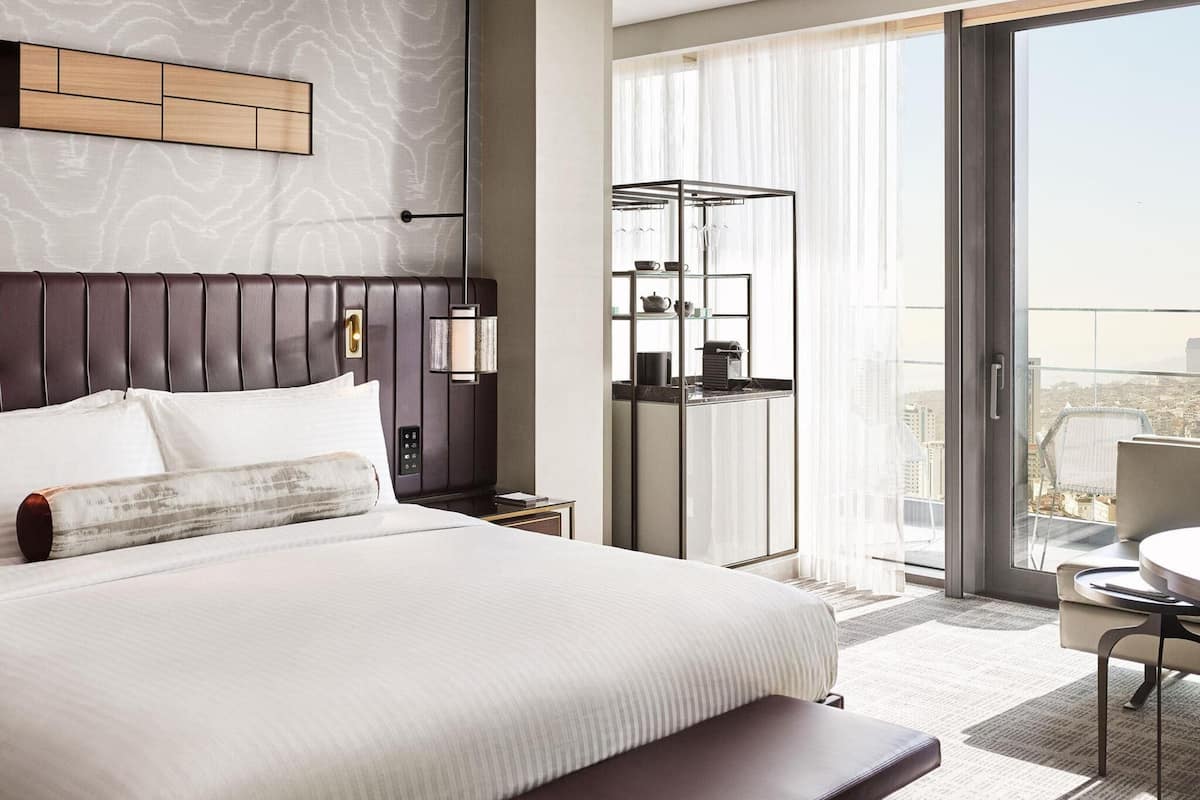 Deluxe Room, Balcony (Bosphorus View) | Premium bedding, pillowtop beds, minibar, in-room safe