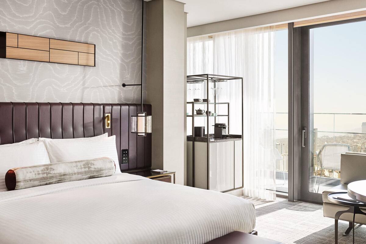 Premium bedding, pillow-top beds, minibar, in-room safe