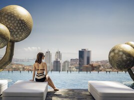 Indoor pool, seasonal outdoor pool, sun loungers